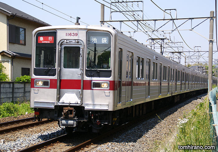 11639F