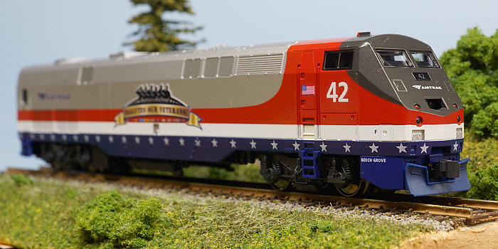 Kato P42DC in Veterans paint scheme